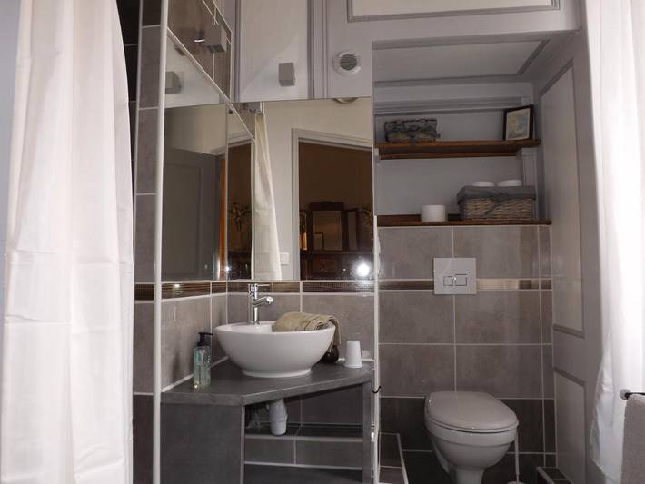 Location de vacances pour 2 personnes, avec terrasse et vue à Fougères - 4