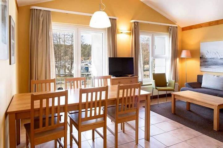 Ganze Wohnung, Eldenburg 1 - Urlaub am See - Ferienwohnungen auf dem Fischerhof Eldenburg in Waren (Müritz), Müritz