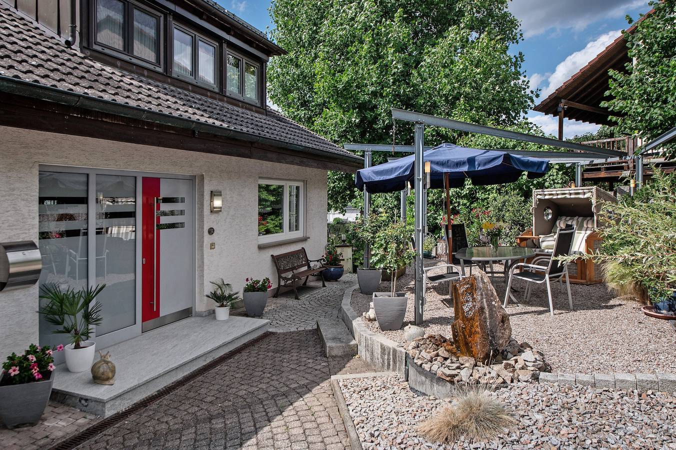 Appartement entier, Appartement 'Gerhard Lang' avec terrasse privée, jardin partagé et Wi-Fi in Bad Bellingen, Forêt-Noire du Sud