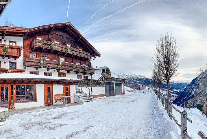 Ferienhaus für 19 Personen, mit Ausblick und Balkon in Heiligenblut