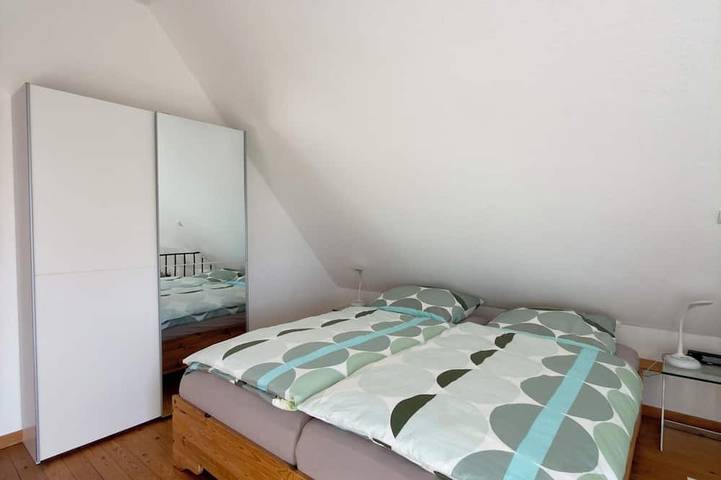 Ganze Wohnung, Frisch renovierte Ferienwohnung nahe Büsum –  60 m² Komfort in ruhiger Lage in Stinteck, Westerdeichstrich