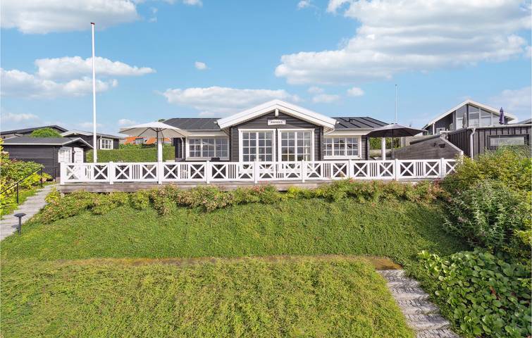 Ferienhaus für 6 Personen, mit Terrasse und Garten - 1