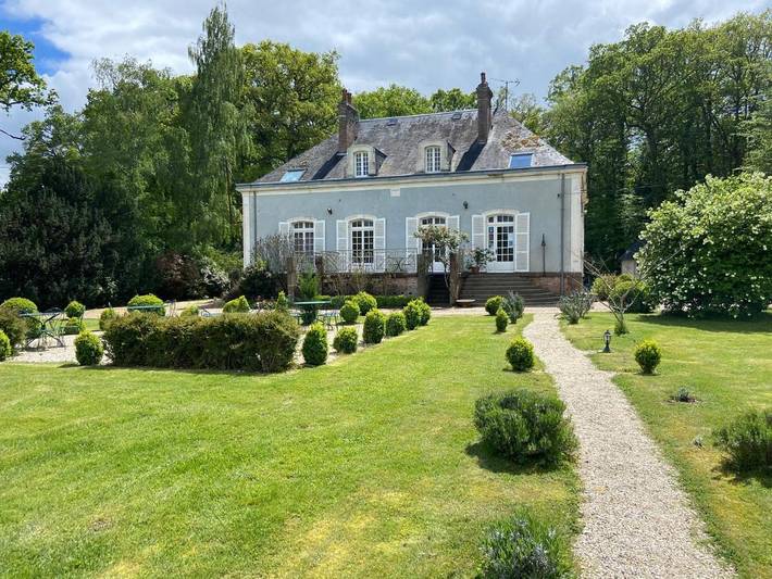 Hôtel pour 4 personnes, avec jardin ainsi que piscine et vue, animaux acceptés
