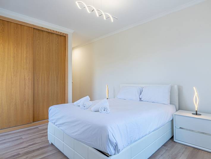 Gîte pour 6 personnes, avec balcon et piscine à Caniço - 4