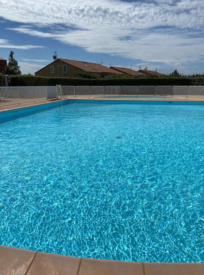 Gîte pour 6 personnes, avec jardin ainsi que piscine et terrasse dans Torreilles-Plage - 3