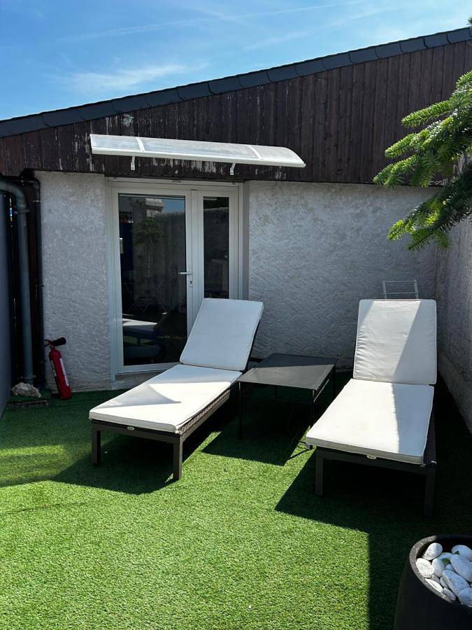 Location de vacances pour 2 personnes, avec piscine et terrasse à Fondettes - 4