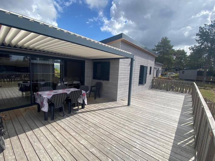 Parc de vacances pour 6 personnes, avec jardin et piscine, animaux acceptés en Normandie