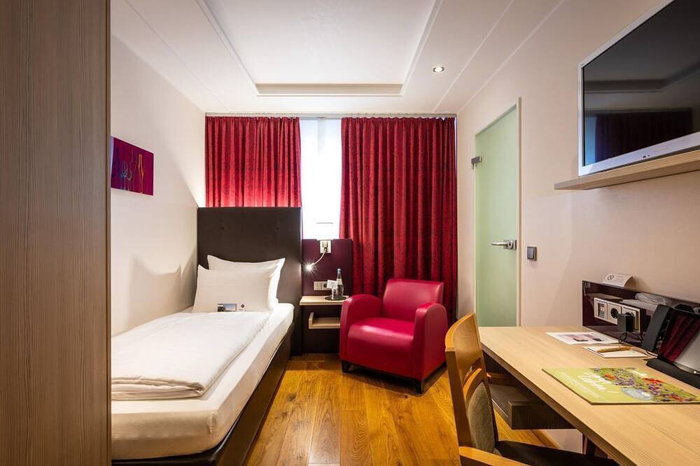 Doppelzimmer Economy - Landidyll Weinhotel Klostermühle in Ockfen, Landkreis Trier-Saarburg