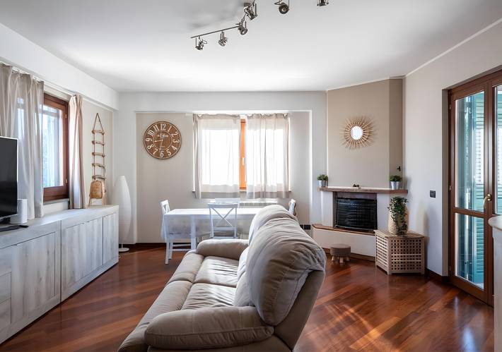 Villa für 6 Personen, mit Balkon und Whirlpool sowie Garten - 1