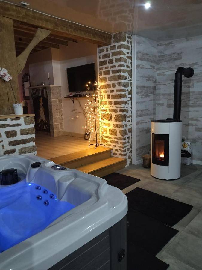 Location de vacances pour 2 personnes, avec vue ainsi que sauna et jardin à Saint-Mars-sur-la-Futaie - 3
