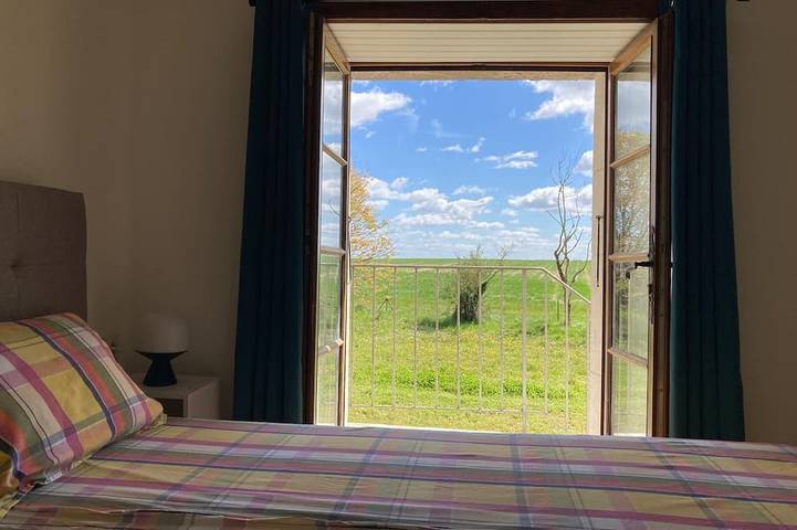Location de vacances pour 4 personnes, avec piscine et jardin à Blanzaguet-Saint-Cybard - 3