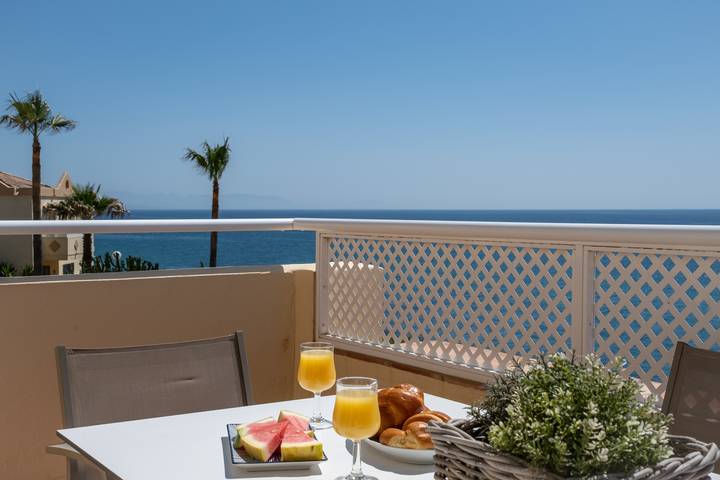 Ganze Wohnung, Alfresco Stays Mijas Costa Sea Billows in Playa El Bombo, Mijas