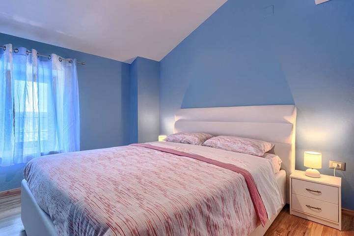 Location de vacances pour 7 personnes, avec Piscine à Lozari - 4