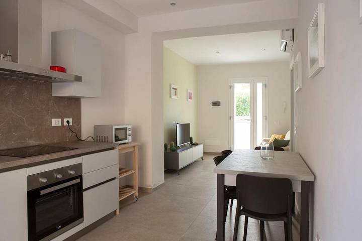 Ferienwohnung für 7 Personen, mit Ausblick und Garten sowie Terrasse in Vada - 2