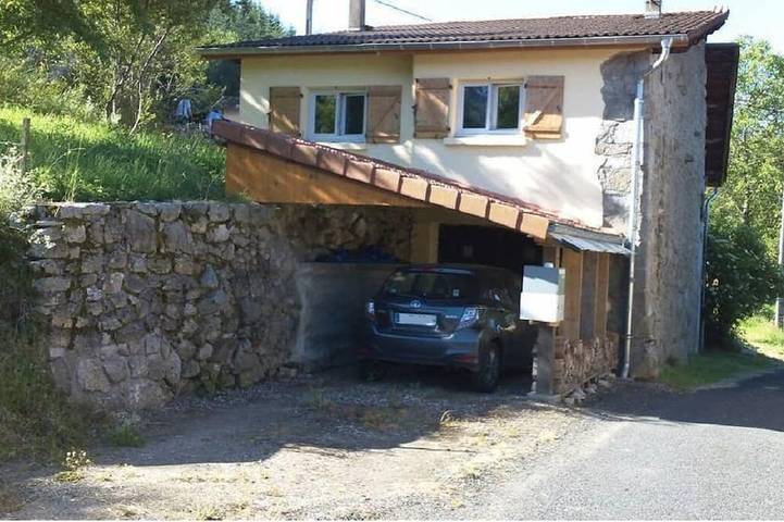 Maison de vacances pour 5 personnes, avec Terrasse et Jardin à Ambert