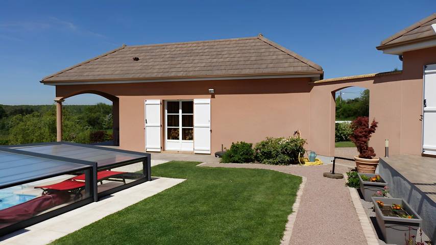 Chambre d’hôte pour 2 personnes, avec jardin et piscine dans Saône-et-Loire - 2