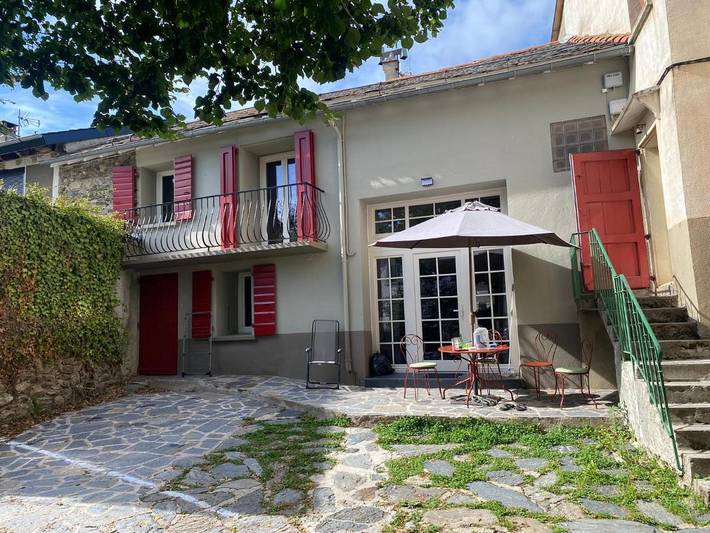 Casa rural para 9 personas, con terraza, Se admiten mascotas - 1