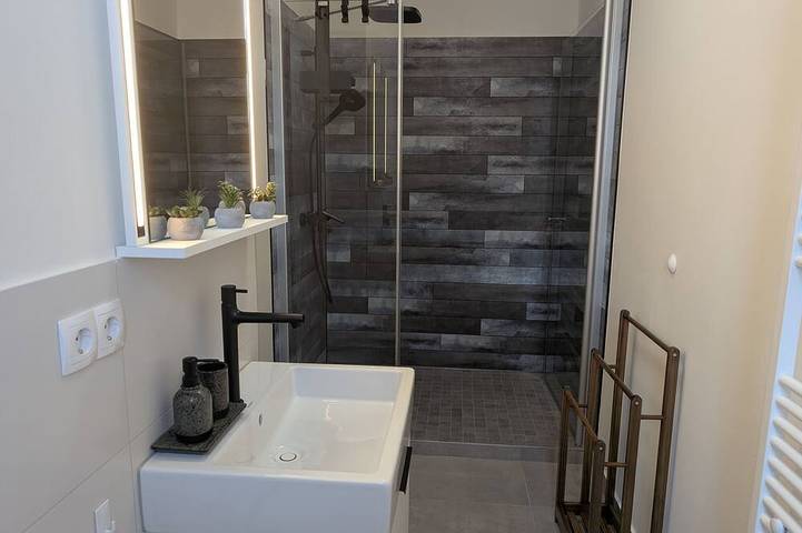 Ganze Wohnung, Ferienwohnung Waldspaziergang - Seequartier Lieske in Neu-Seeland, Lausitzer Seenland