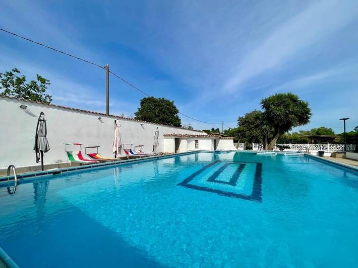 Villa con piscina per 6 persone, con Idromassaggio e Terrazza nonché Giardino e Piscina a Nettuno