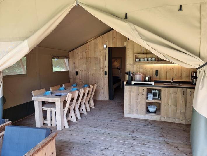 Luxus-Zelt für 6 Personen, mit Garten und Terrasse in Drenthe