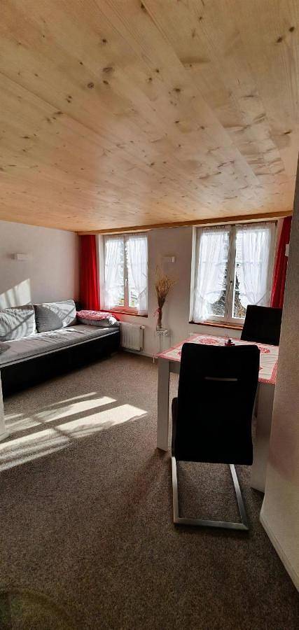 Ferienwohnung für 2 Personen, mit Terrasse und Garten in Heiden