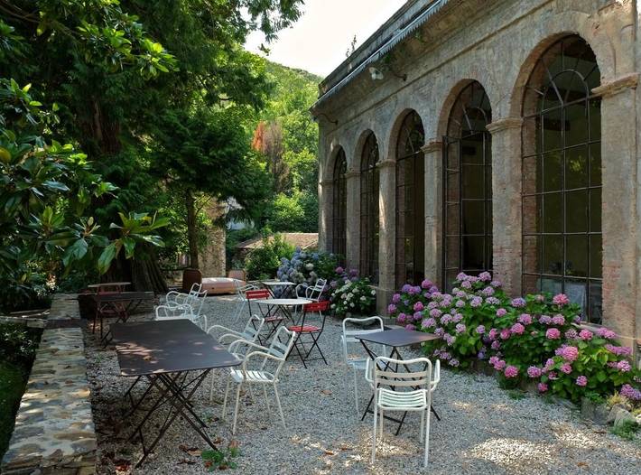 Chambre d’hôte pour 2 personnes, avec Balcon et Terrasse ainsi que Jardin et Piscine