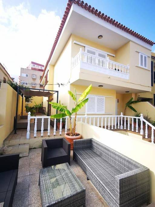 Five-Bedroom House in Cuesta Piedra, Santa Cruz de Tenerife