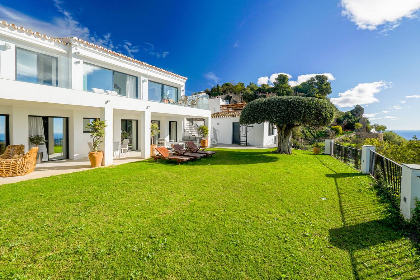 Villa Los Arcos - Panoramic Breathtaking Views in Mijas Pueblo, Mijas