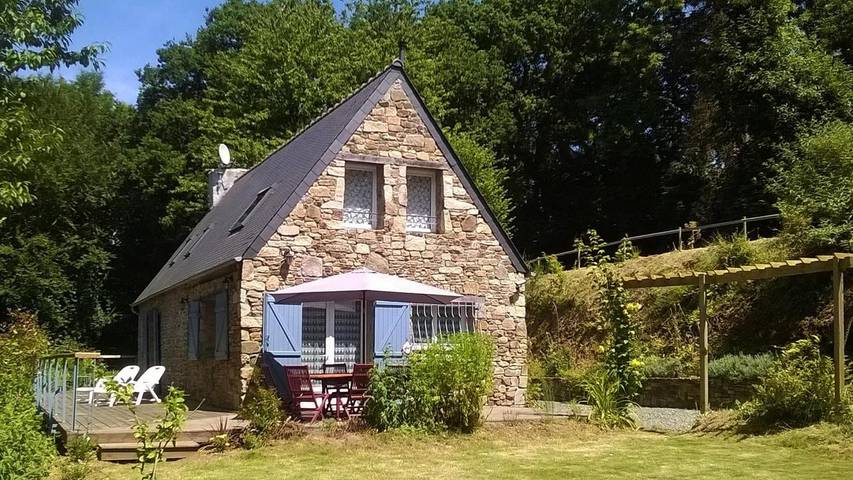 Maison de vacances pour 4 personnes, avec jardin et terrasse, animaux acceptés à Langoat