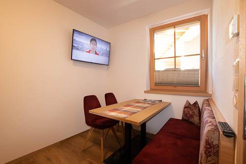 Hütte für 2 Personen, mit Ausblick und Garten in Fügen - 3