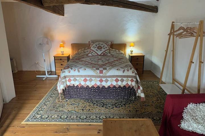 Location de vacances pour 14 personnes, avec jacuzzi, animaux acceptés à Civray - 2