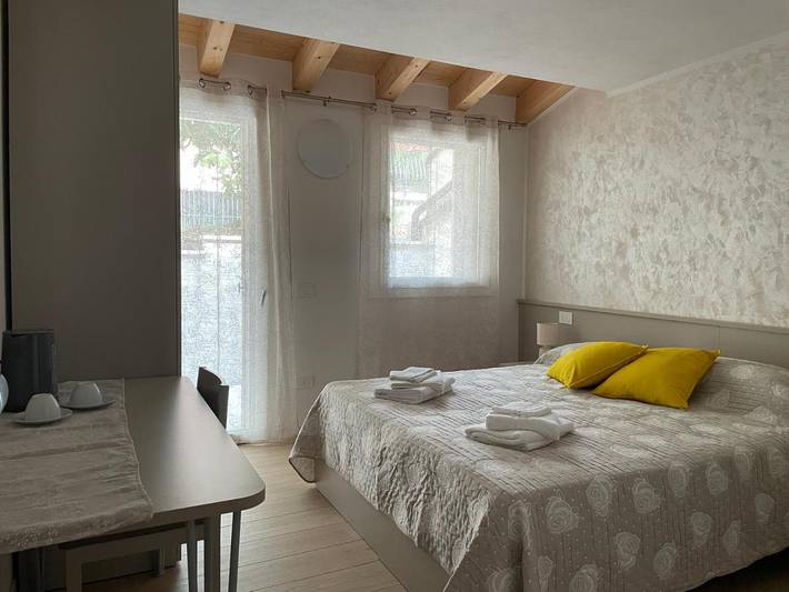 Location de vacances pour 2 personnes, avec Terrasse et Jardin dans San Giovanni Ilarione