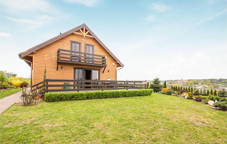 Ferienhaus für 8 Personen mit Garten in Chmielno