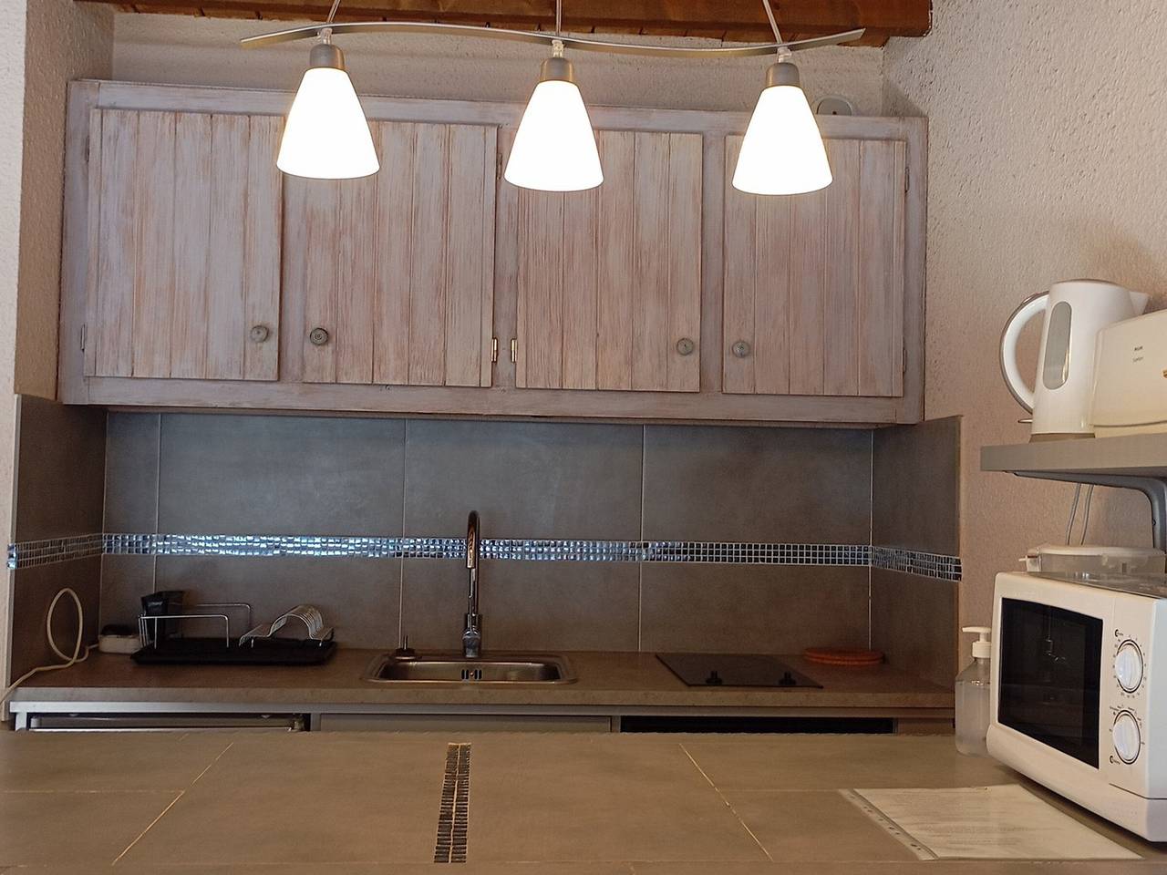 Estudio entero, Estudio renovado 4 pers, sur, cerca de pistas, balcón in Pra-Loup, Uvernet-Fours