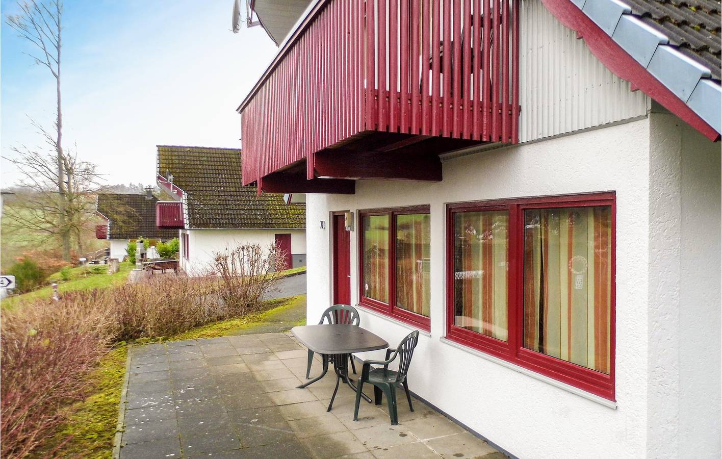 Retraite aan het meer met terras en parkeerplaats, 2 km van Ibra in Reimboldshausen, Kirchheim