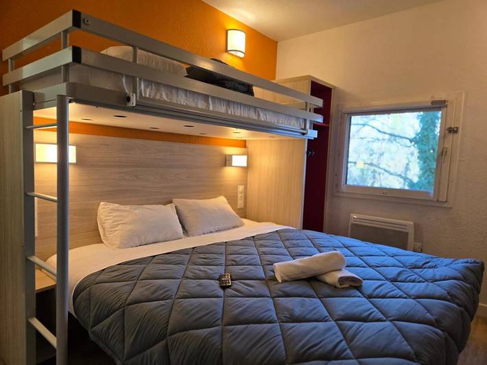 Hôtel pour 3 personnes, avec jardin, animaux acceptés à Beynost - 2