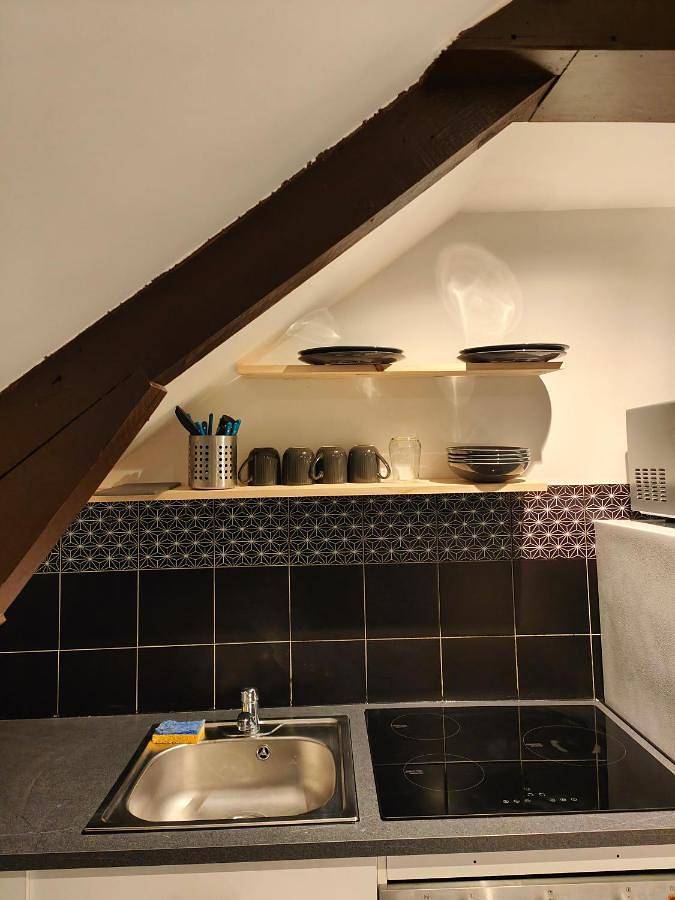 Appartement entier, One-Bedroom Apartment in Provins, Seine-et-Marne