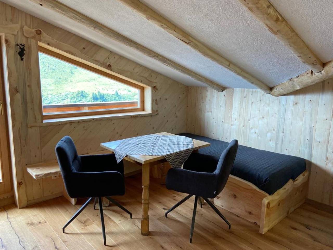 Geheel appartement, Chalet in Zillertal bij Hochzillertal Skiën in Tux Alps, Zellberg