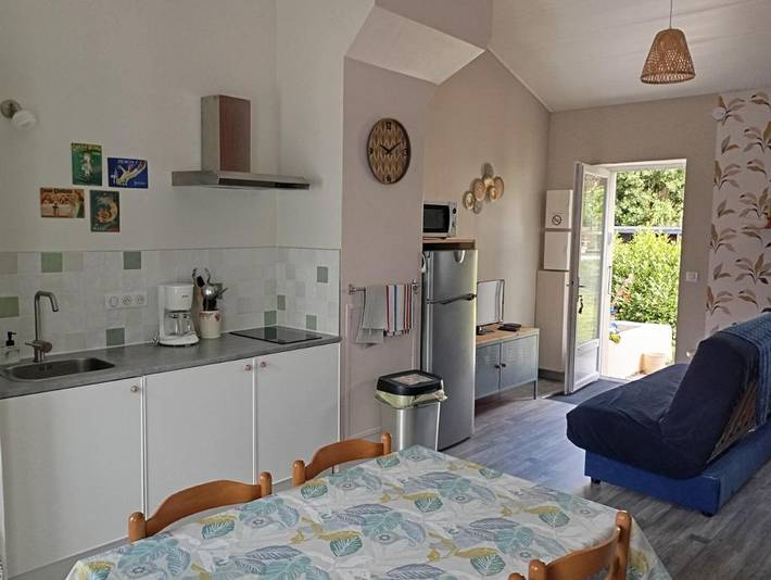 Location de vacances pour 4 personnes, avec vue ainsi que terrasse et jardin à Apremont - 3