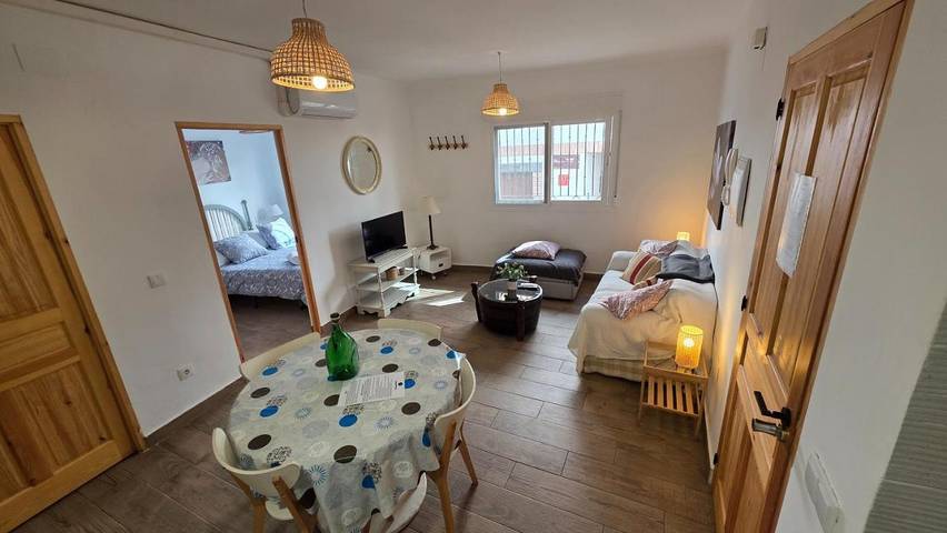 Gîte pour 4 personnes, avec balcon et vue à La Adrada - 4