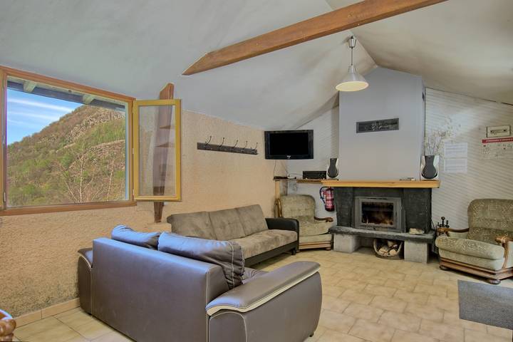 Location de vacances pour 32 personnes, avec jardin, animaux acceptés dans Luchon-Superbagnères - 2