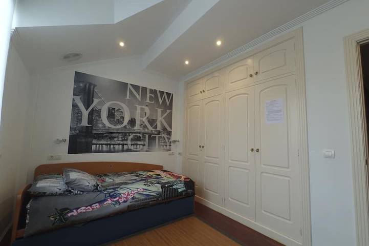 Location de vacances pour 12 personnes, avec jardin et jacuzzi à Saint-Jacques-de-Compostelle - 3