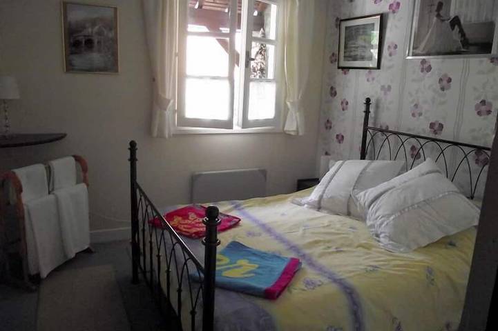 Gîte pour 2 personnes, avec jardin à Entraygues-sur-Truyère - 2