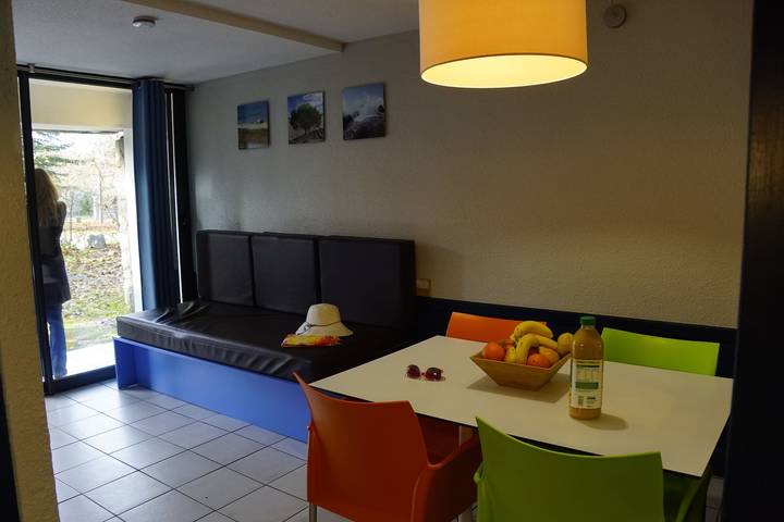 Gîte pour 4 personnes, avec Balcon et Piscine dans Bois de Païolive