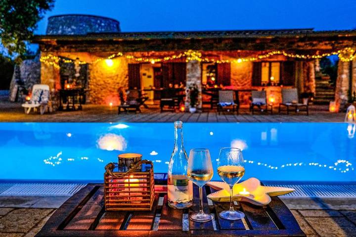 Villa per 8 persone, con Terrazza e Giardino nonché Piscina e Panorama a Pescoluse