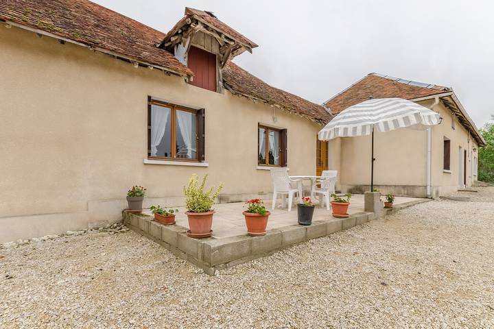 Gîte pour 4 personnes, avec terrasse, animaux acceptés dans Onjon