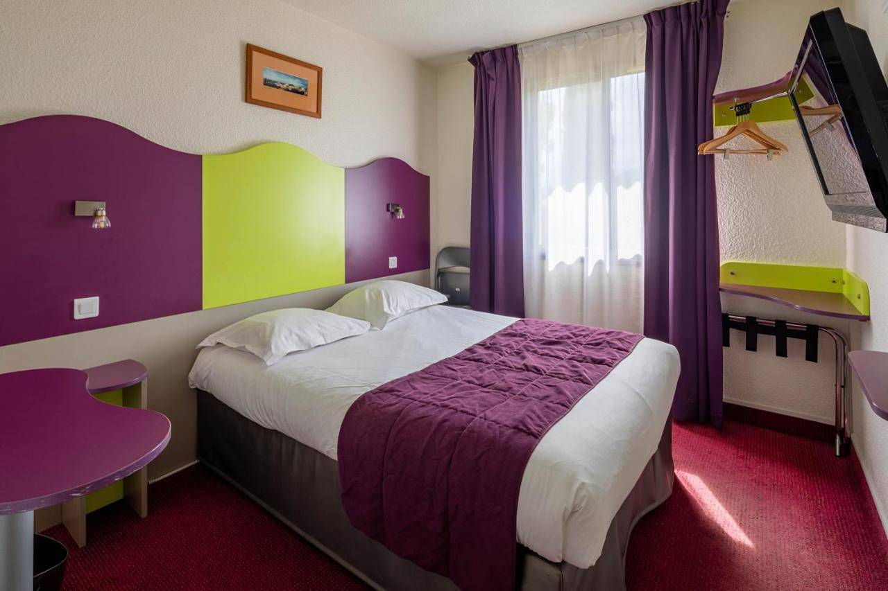 Logis Hotel Noemys pont de l'Etoile in Aubagne, Côte méditerranéenne (France)