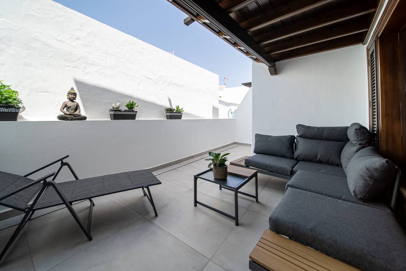 Apartamento entero, Apartamento vacacional 'Villa Nueva' con Wi-Fi in Playa Honda, San Bartolomé