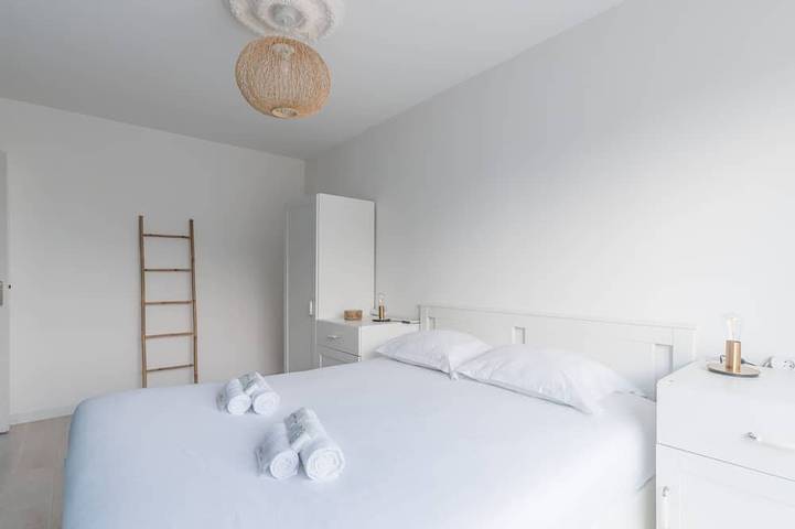 Gîte pour 6 personnes, avec balcon dans Plage Bonne-Source - 2