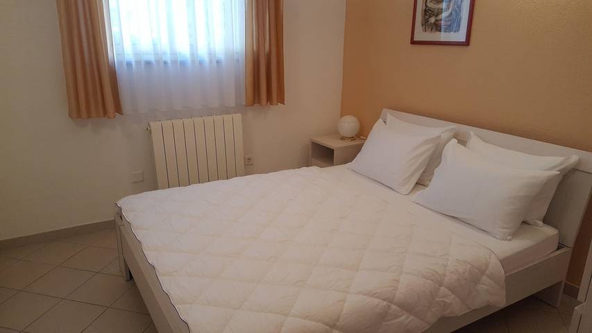 Ganze Ferienwohnung, Ferienwohnung Ginkgo A4 in Banjole, Südküste Istrien